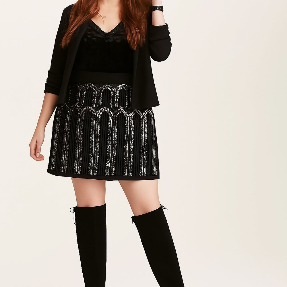 NWOT Torrid sz 2X black beaded and sequin front mini skirt